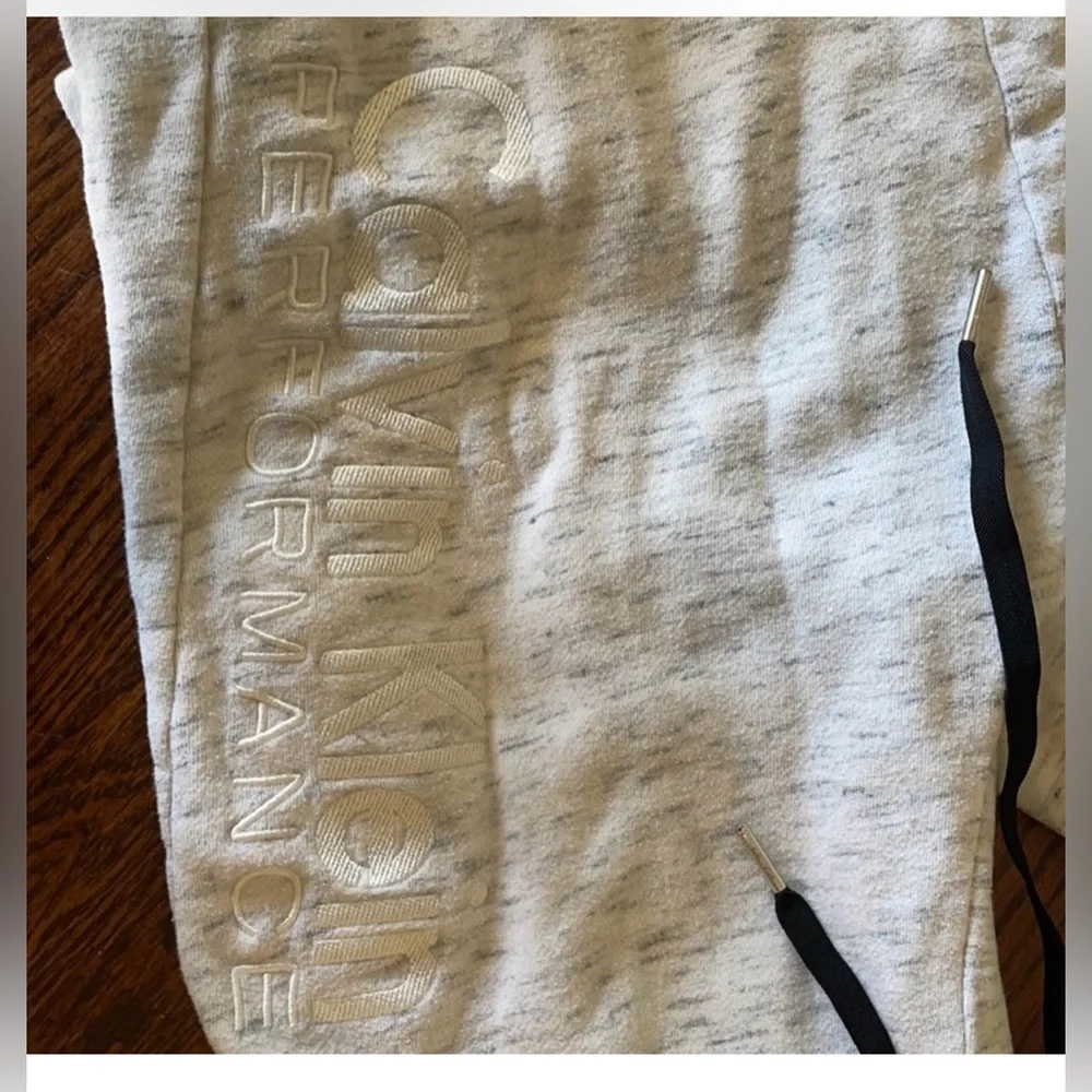 Calvin Klein jogger sweatpants - Picture 2 of 5